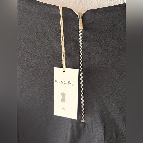 Little Black Dress with ruffle accents size small - Picture 5 of 7